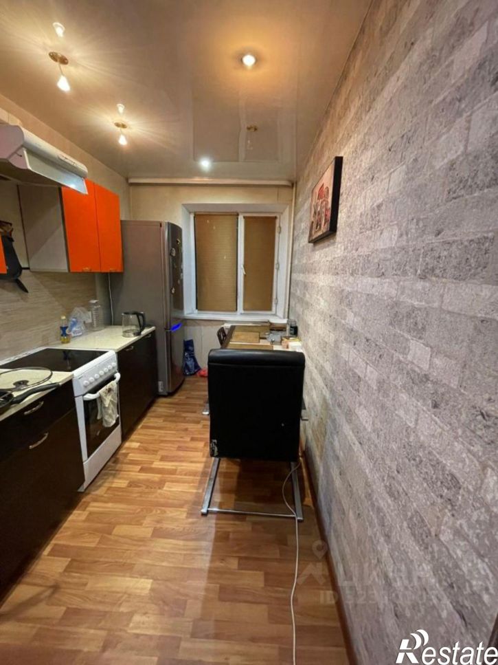 3-комн квартира ул Зейская, 215,  д. 215