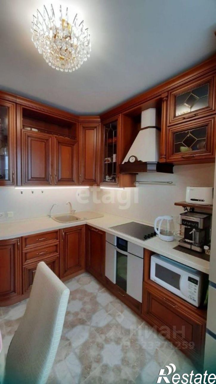 4-комн квартира ул Василенко, 7/1,  д. 7/1