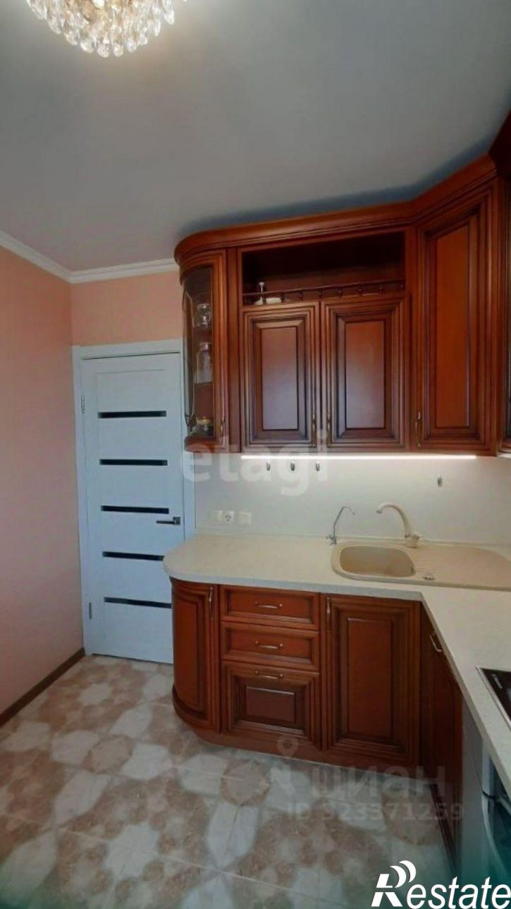 4-комн квартира ул Василенко, 7/1,  д. 7/1