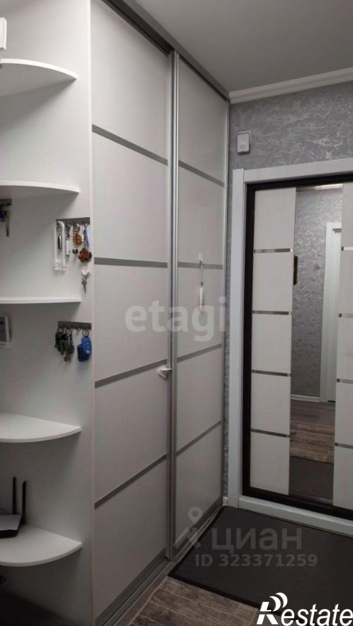 4-комн квартира ул Василенко, 7/1,  д. 7/1