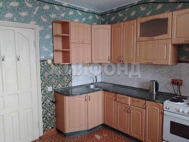 Комната Институтская улица, д.30/4