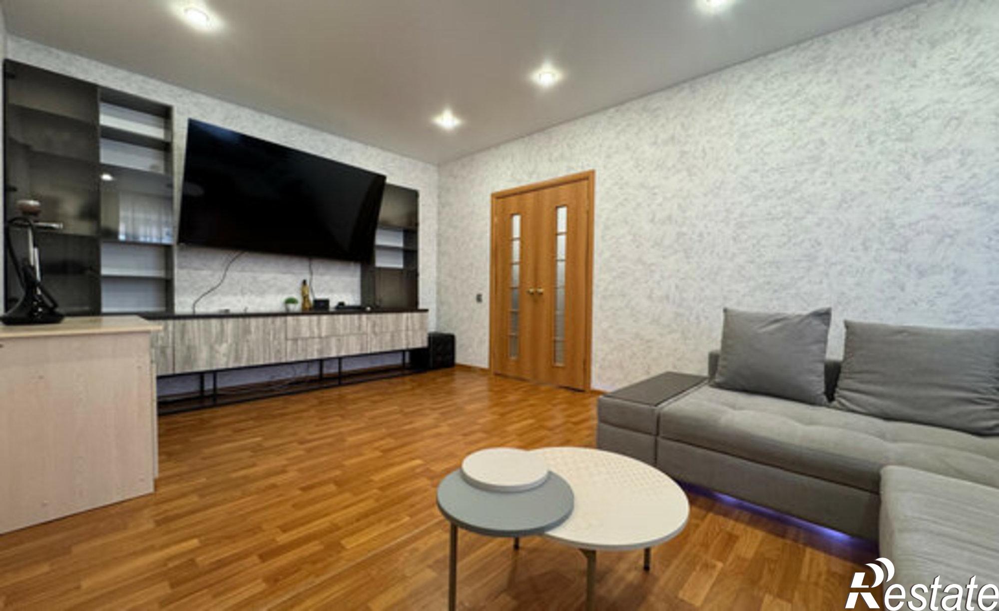 Купить квартиру за 6 500 000 рублей на улица Кантемирова, 23/3