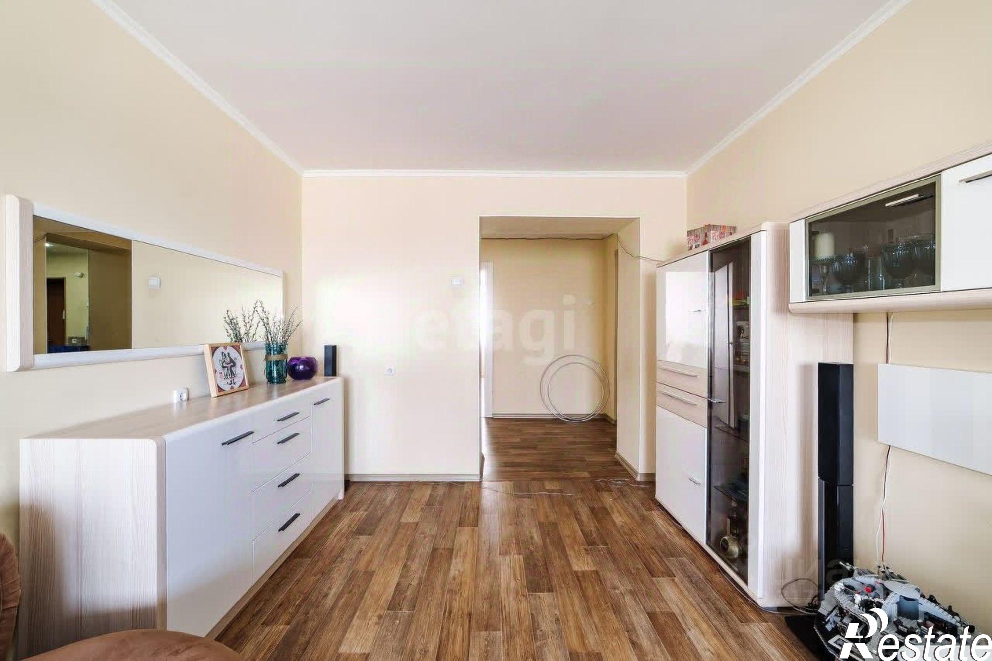 Купить квартиру за 13 000 000 рублей на Амурская улица, 236