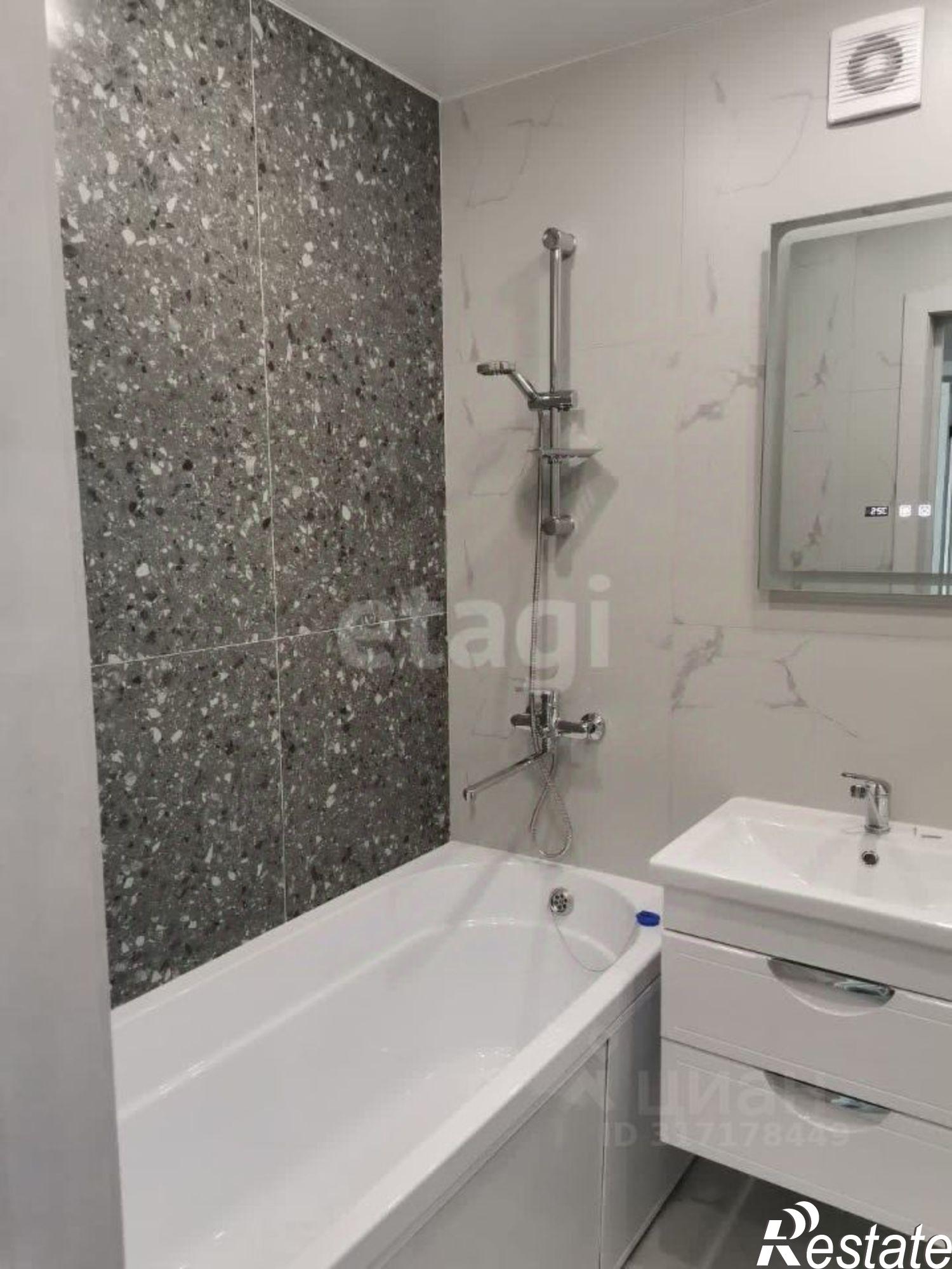 Купить квартиру за 8 000 000 рублей на улица Василенко, 3