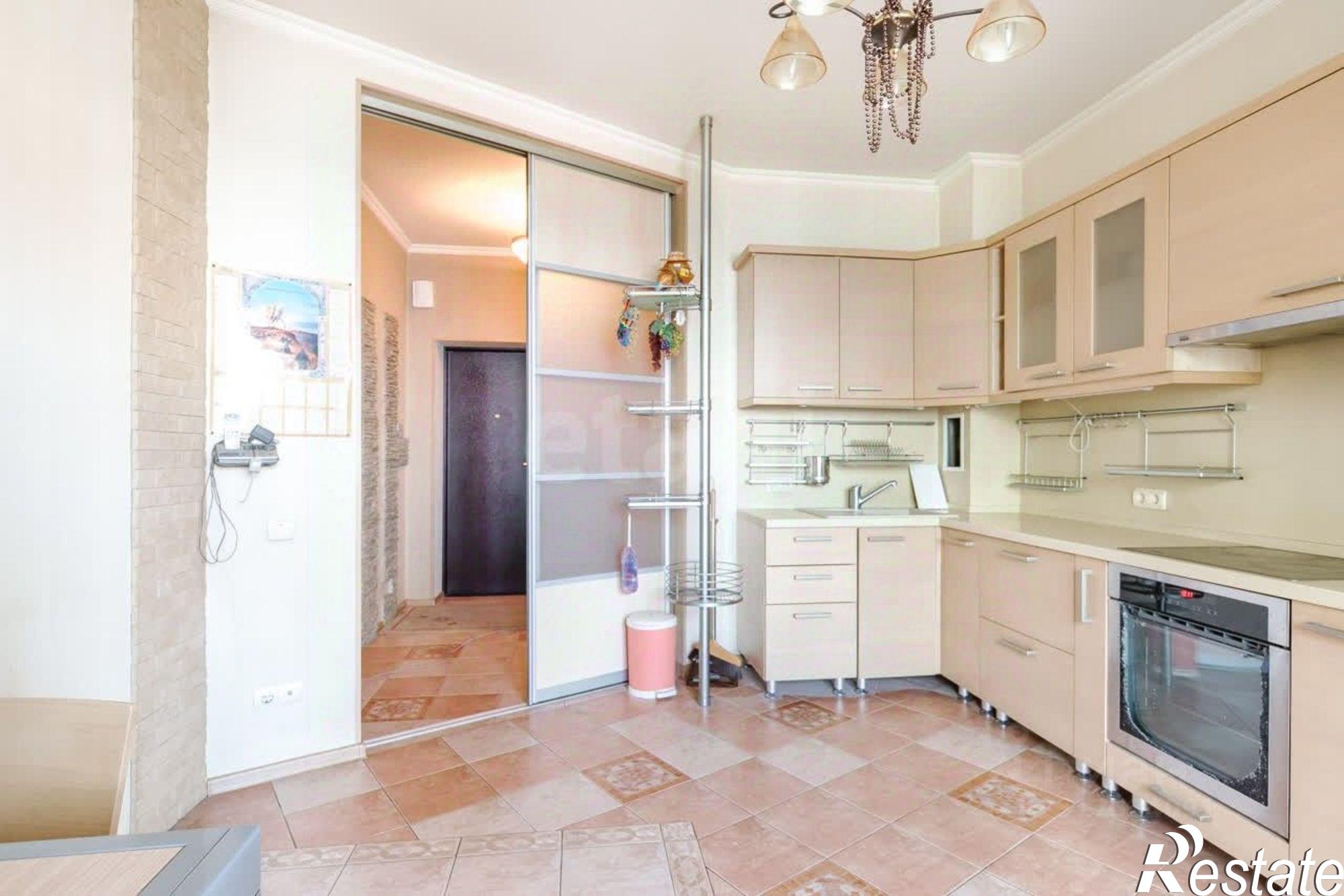 Купить квартиру за 10 500 000 рублей на Зейская улица, 212