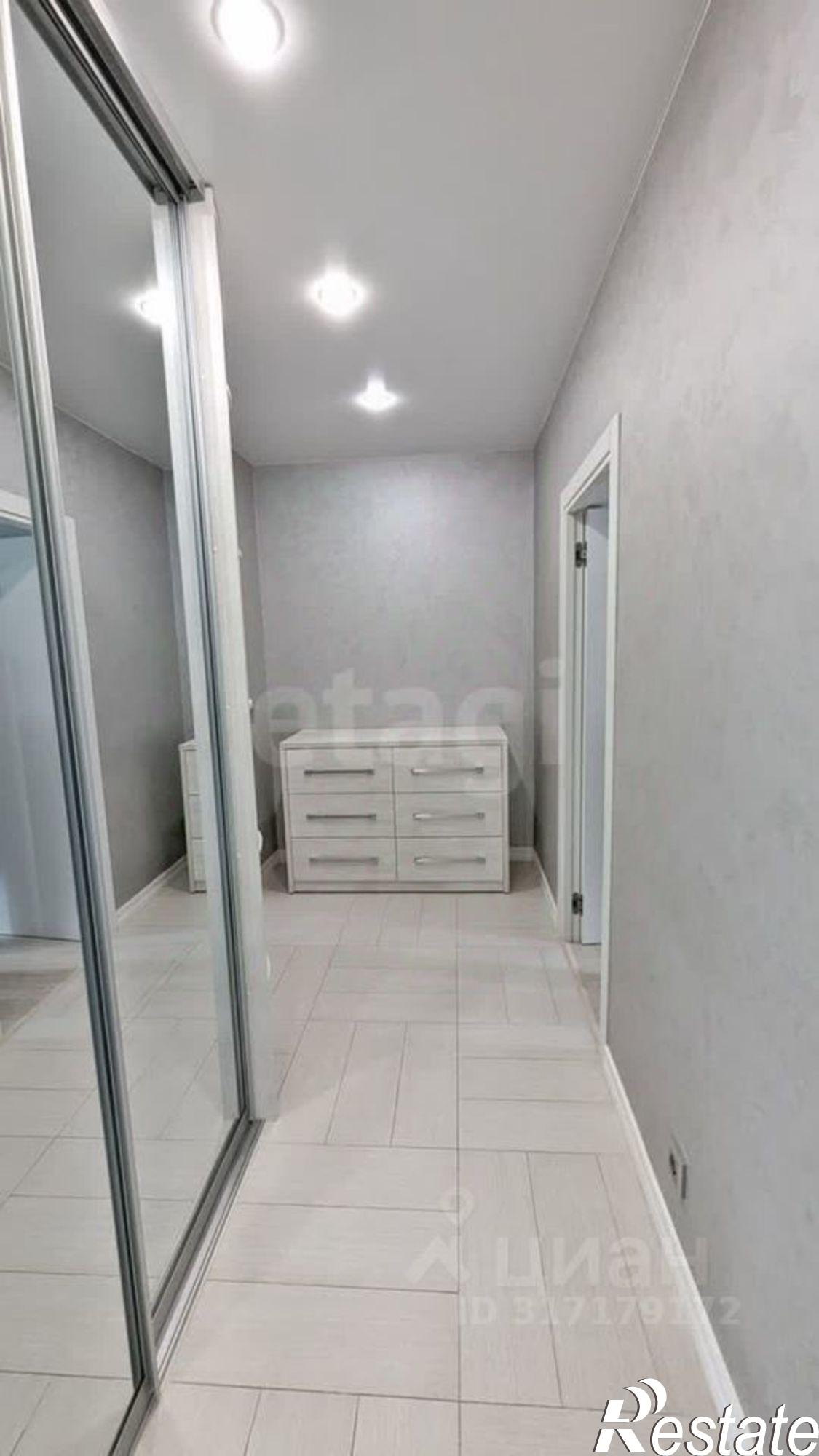 Купить квартиру за 18 900 000 рублей на Пионерская улица, 96