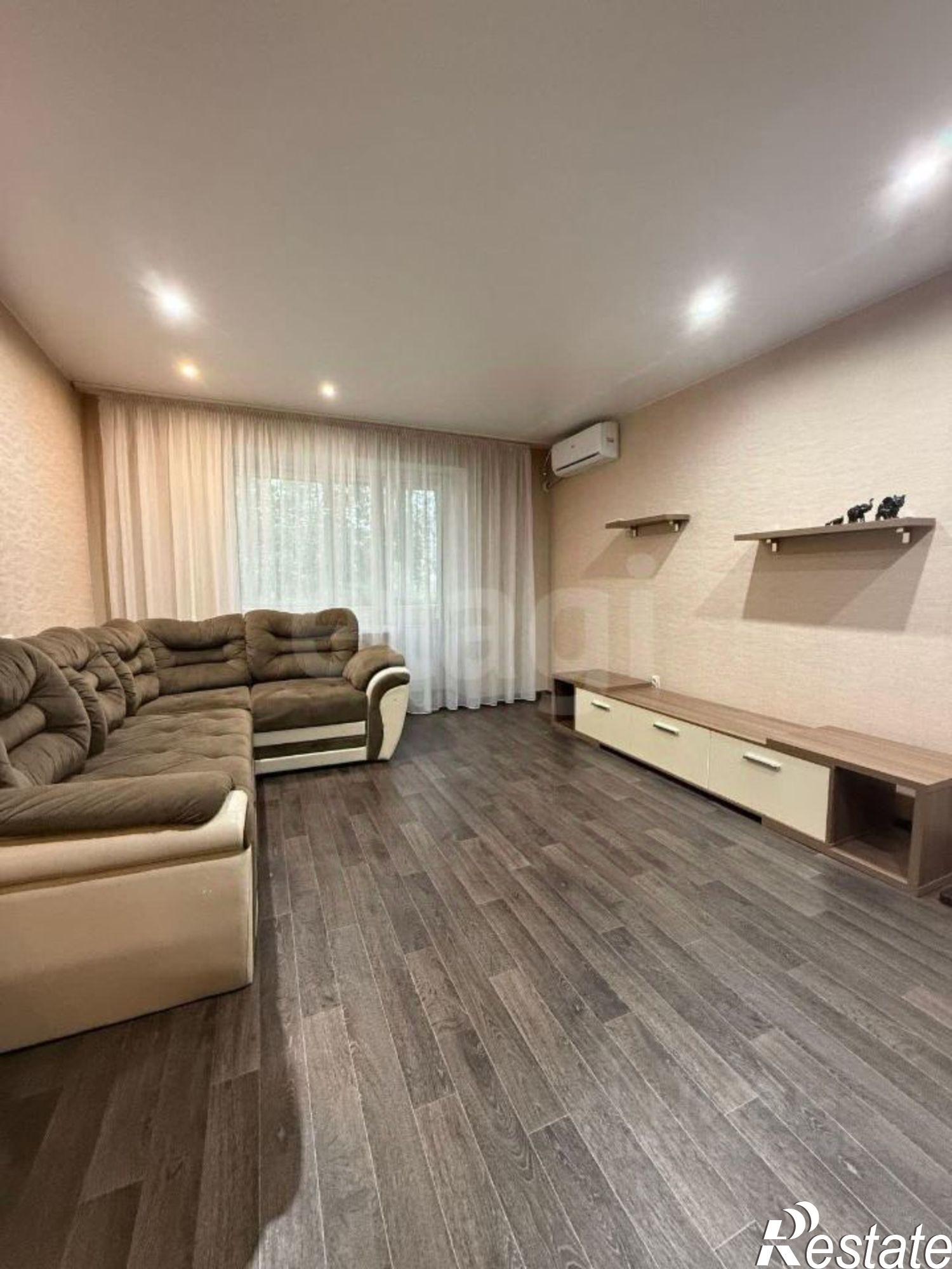 Купить квартиру за 11 300 000 рублей на улица Калинина, 110/4