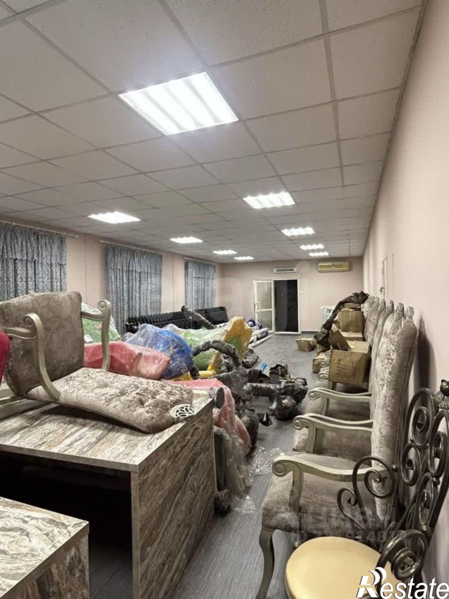 Купить складское помещение за 47 947 400 рублей на Текстильная улица, 55