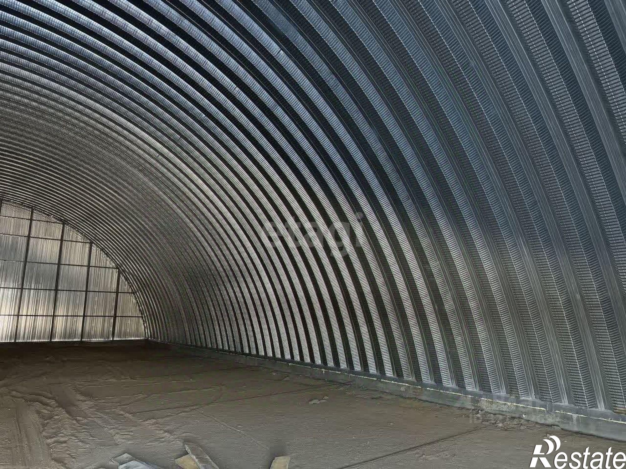 Купить складское помещение за 29 980 100 рублей на Пограничная улица, 157