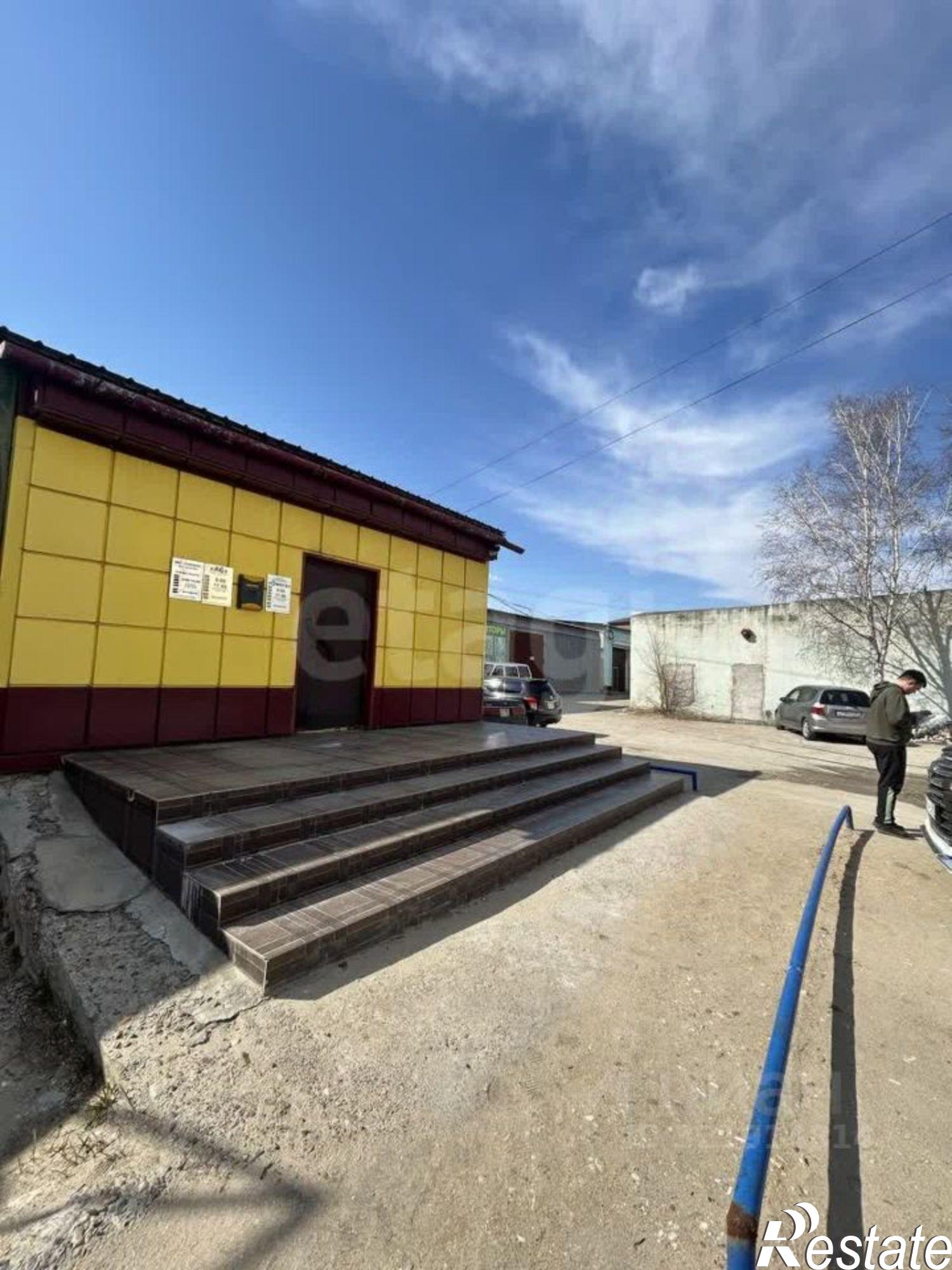 Купить складское помещение за 47 947 400 рублей на Текстильная улица, 55