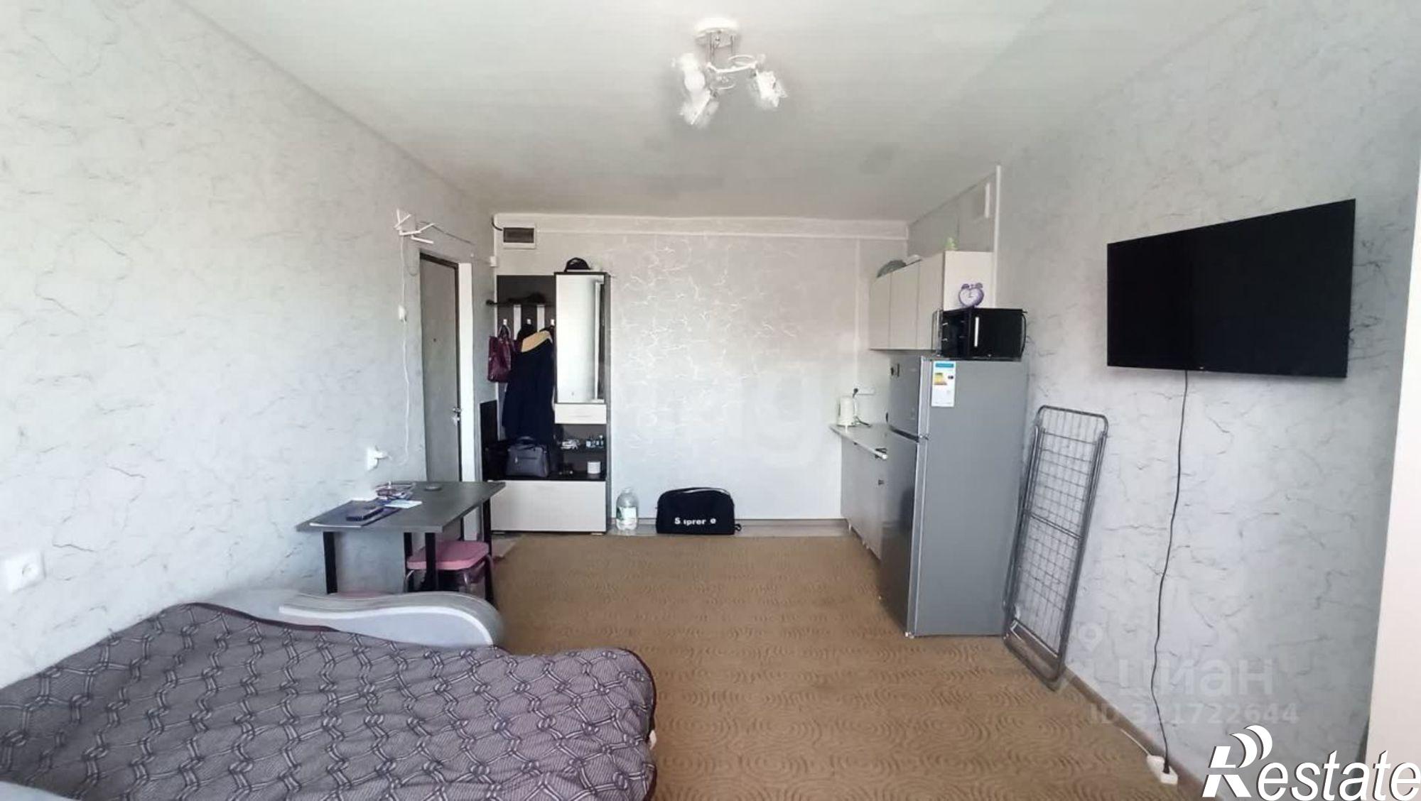 Купить комнату за 2 100 000 рублей на Театральная улица, 81/1