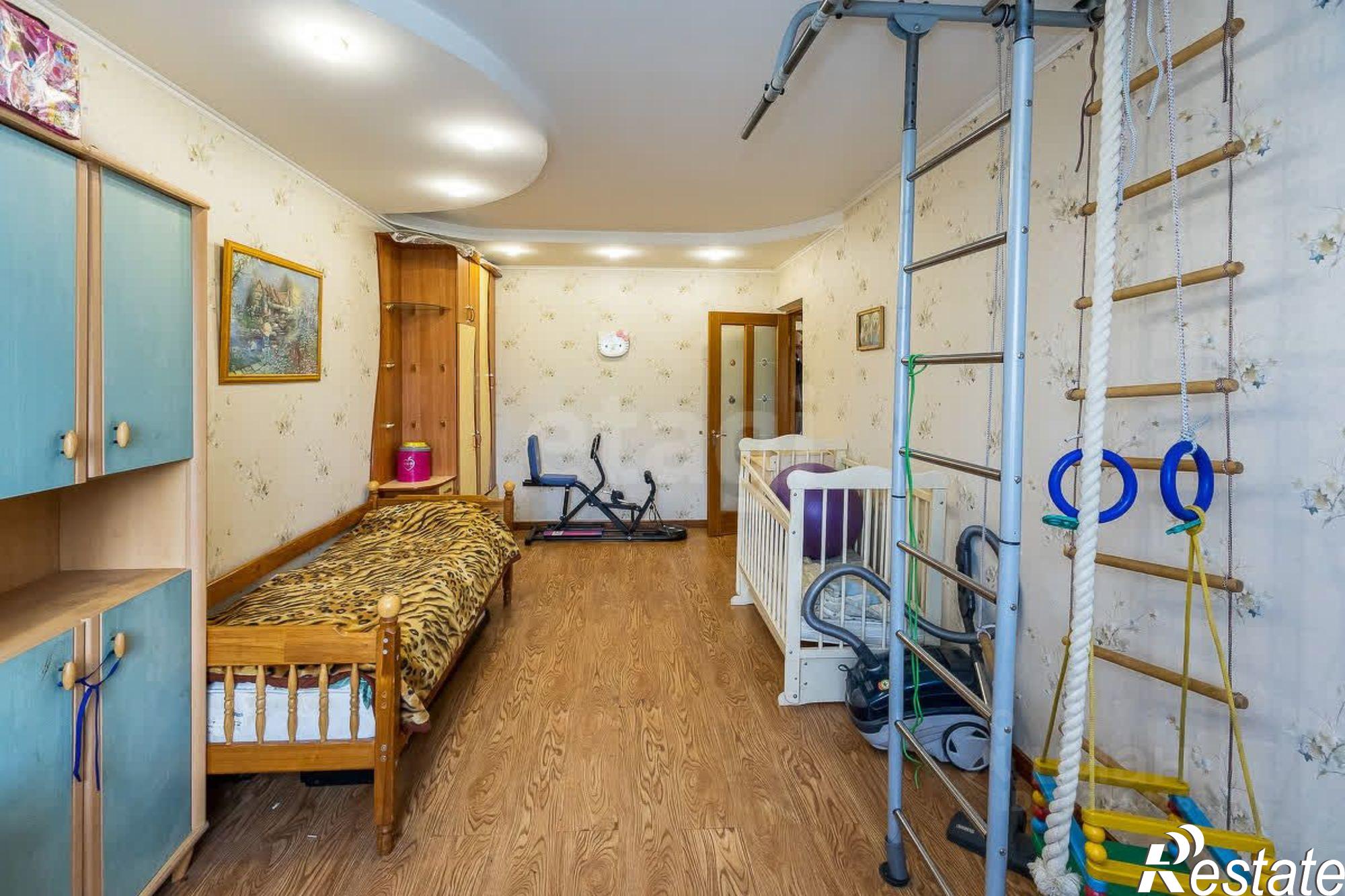 Купить квартиру за 12 000 000 рублей на Театральная улица, 5