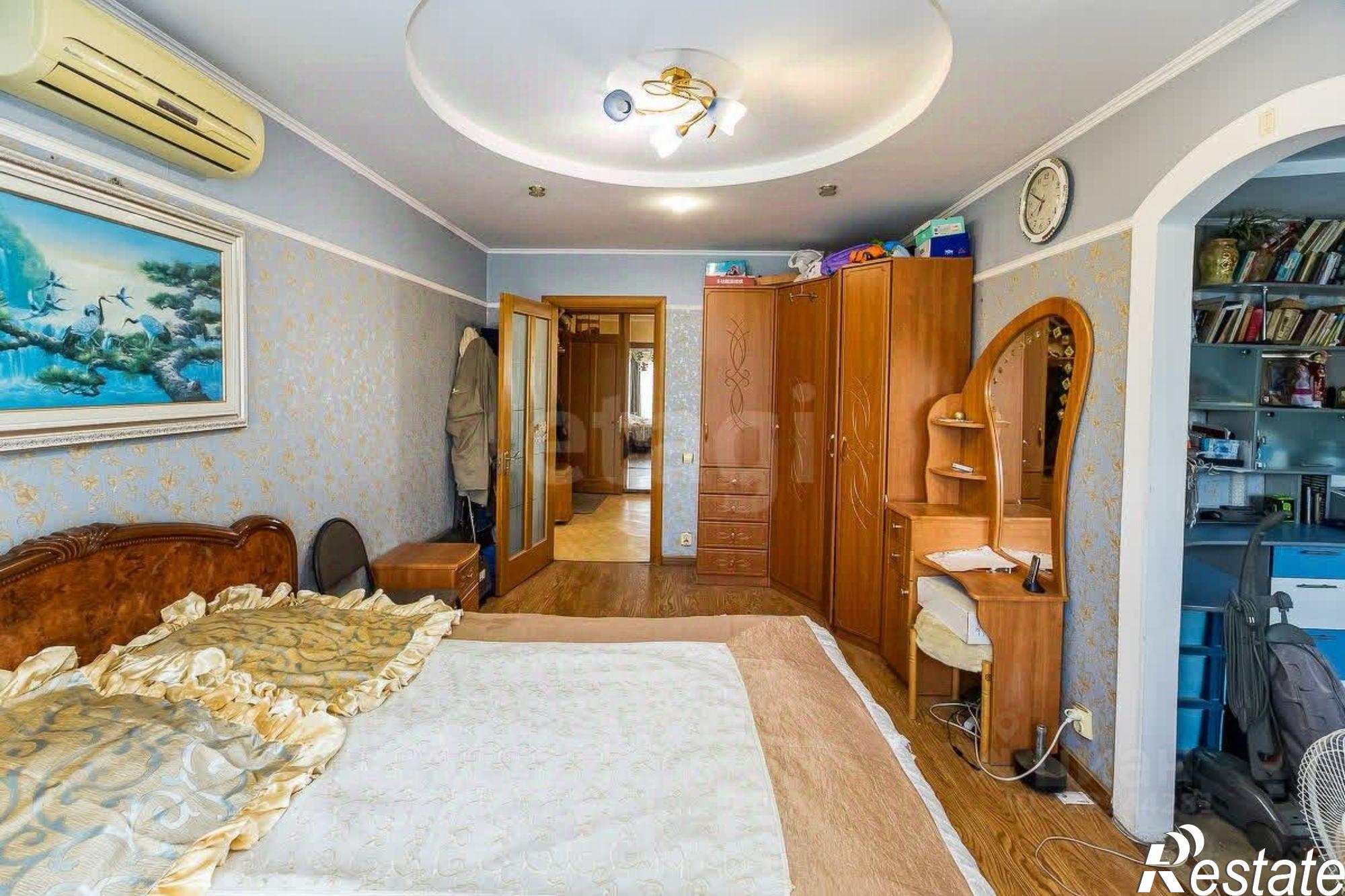 Купить квартиру за 12 000 000 рублей на Театральная улица, 5