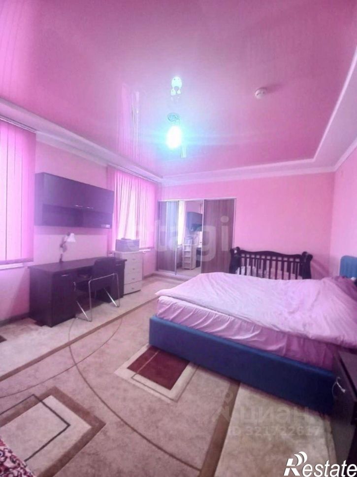 6-комн квартира улица Островского, 117,  д. 117