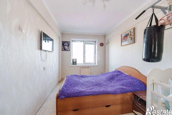 2-комн квартира улица 50 лет Октября, 202,  д. 202