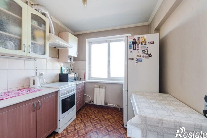 2-комн квартира улица 50 лет Октября, 202,  д. 202