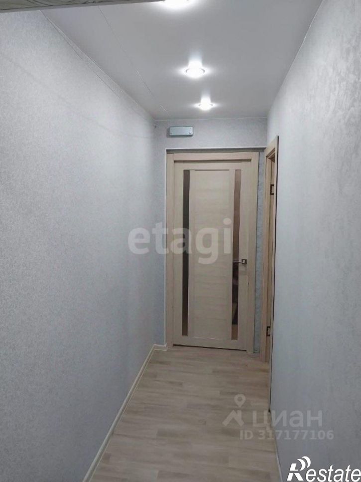 2-комн квартира улица Кантемирова, 1,  д. 1