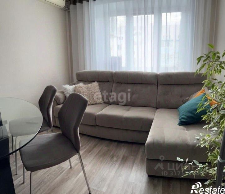 2-комн квартира Зейская улица, 61/1,  д. 61/1