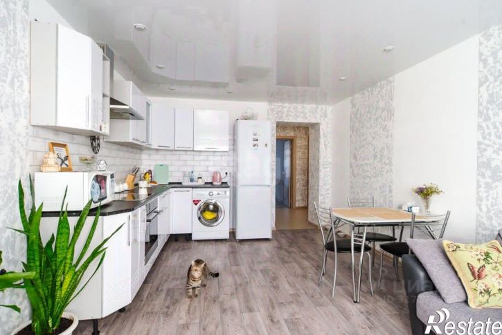 2-комн квартира улица Строителей, 70,  д. 70