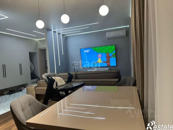 3-комн квартира улица Островского, 110,  д. 110