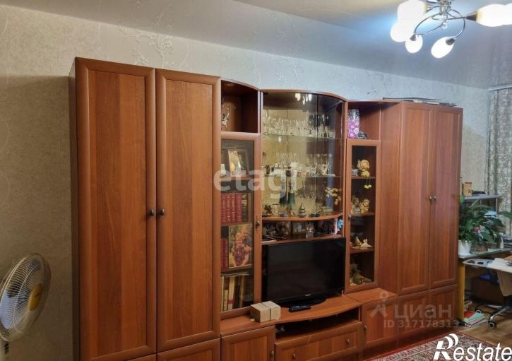 2-комн квартира Институтская улица, 28,  д. 28