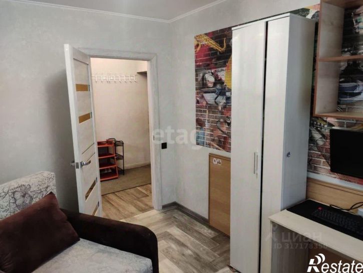 4-комн квартира улица Горького, 194,  д. 194