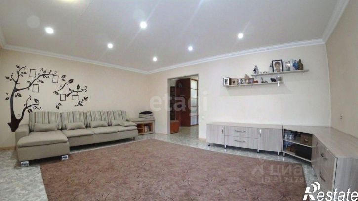 4-комн квартира улица Калинина, 108,  д. 108