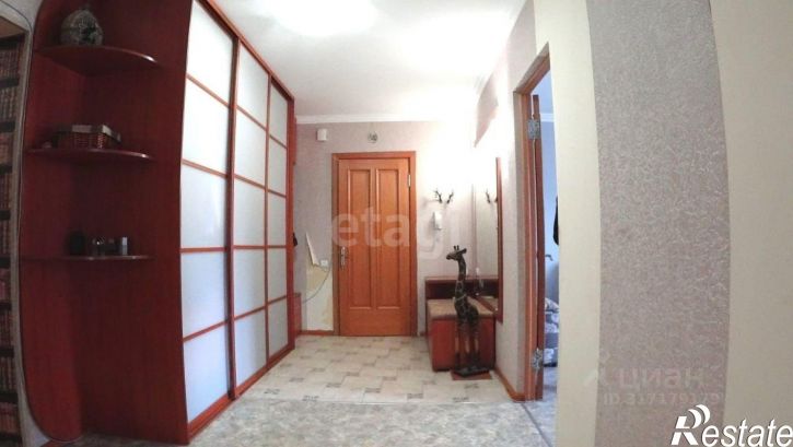 4-комн квартира улица Калинина, 108,  д. 108