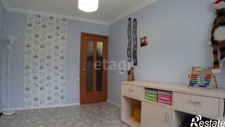 4-комн квартира улица Калинина, 108,  д. 108