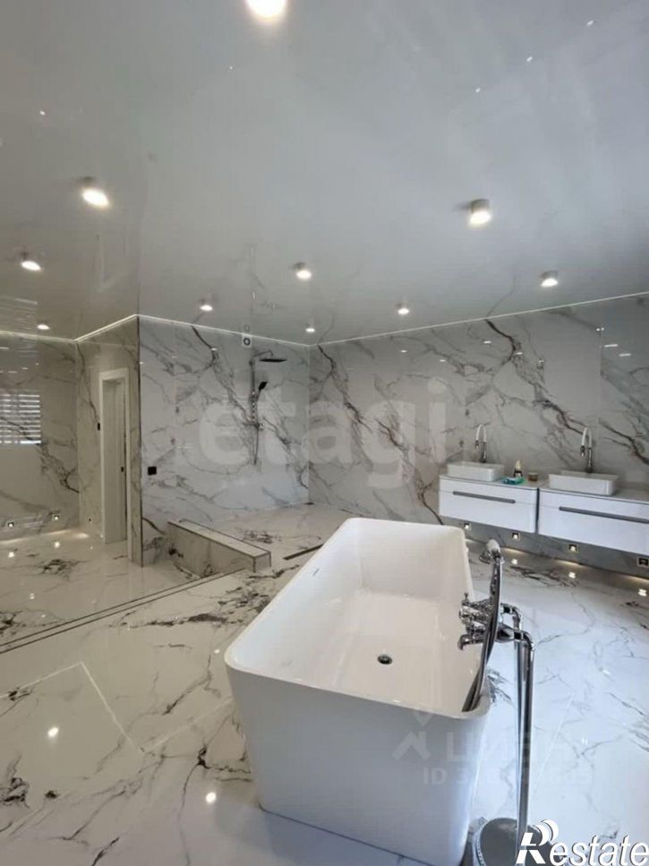 3-комн квартира Политехническая улица, 1,  д. 1