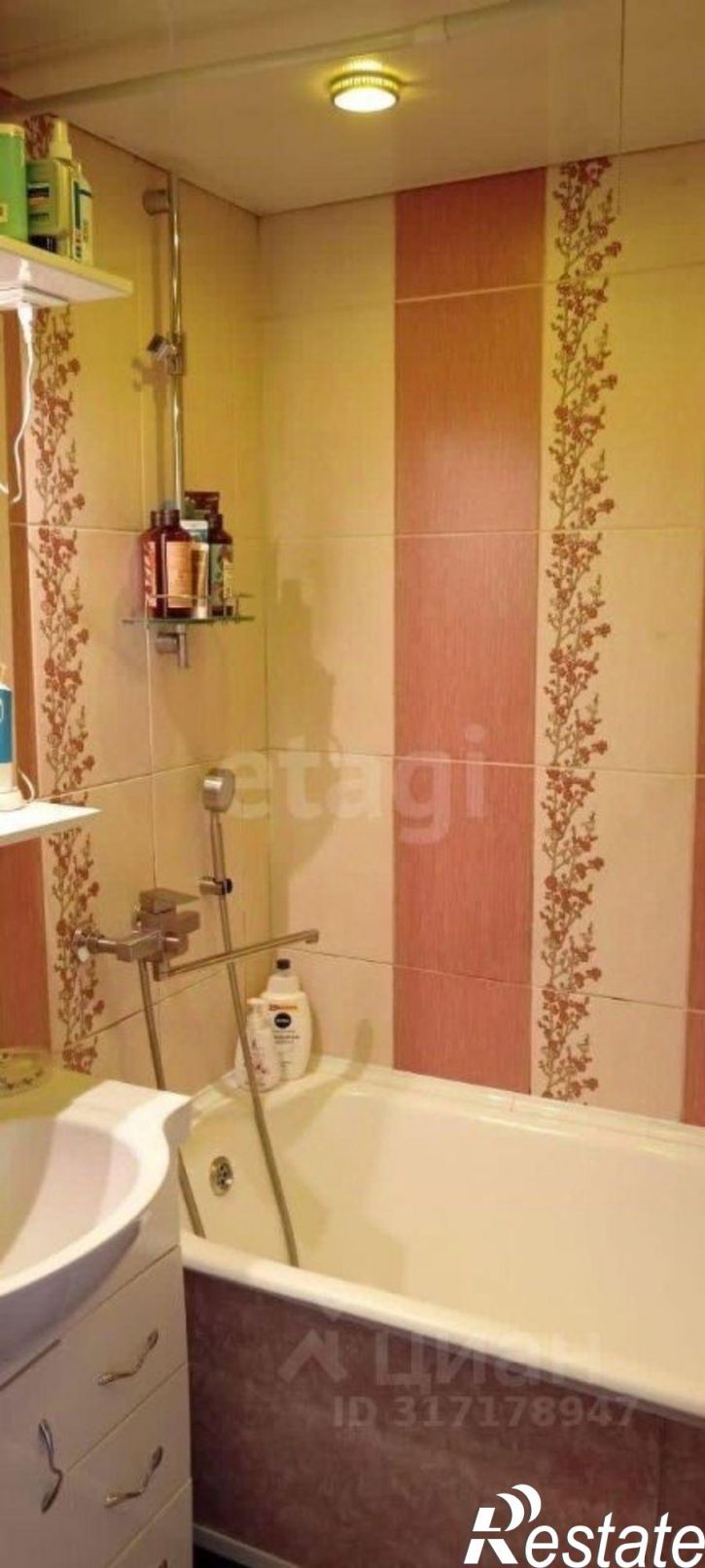 4-комн квартира ул Кузнечная, 208,  д. 208