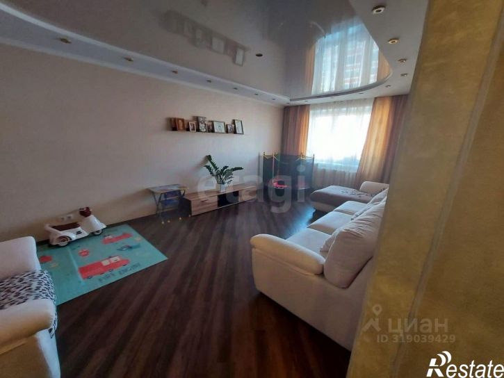 2-комн квартира улица Кантемирова, 23/2,  д. 23/2