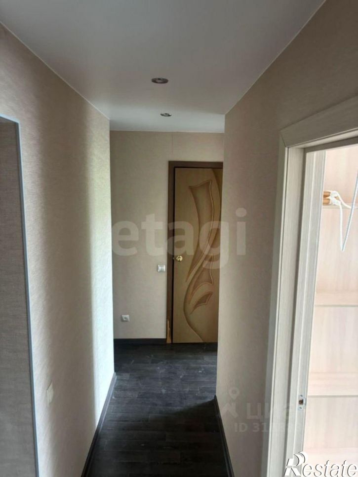 4-комн квартира улица Калинина, 110/4,  д. 110/4