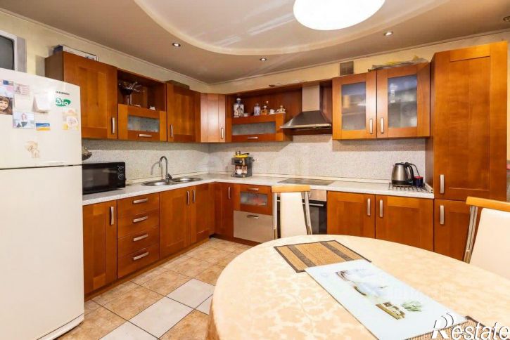 3-комн квартира Комсомольская улица, 16,  д. 16