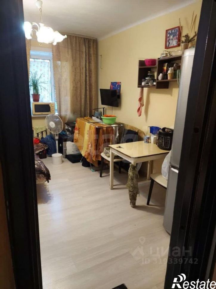 Комната улица 50 лет Октября, 210/2,  д. 210/2