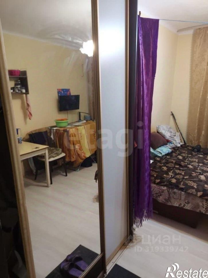 Комната улица 50 лет Октября, 210/2,  д. 210/2