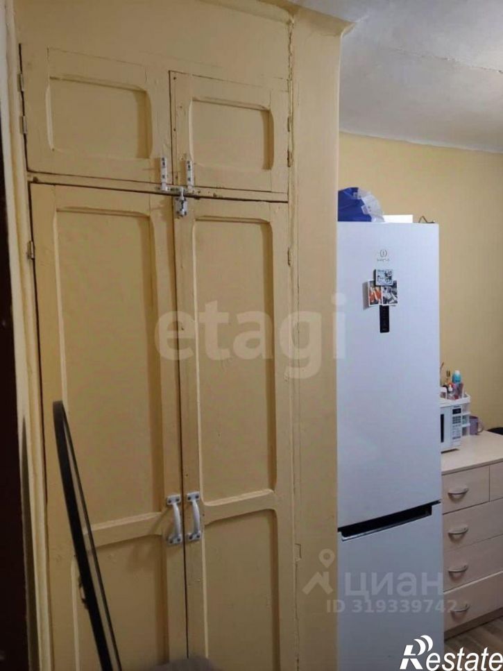 Комната улица 50 лет Октября, 210/2,  д. 210/2