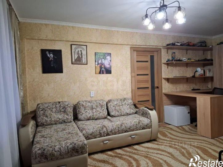 2-комн квартира улица Шимановского, 61,  д. 61