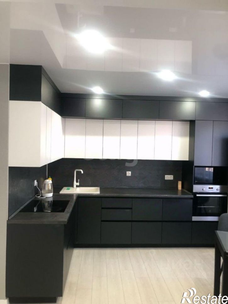 2-комн квартира Зейская улица, 220,  д. 220