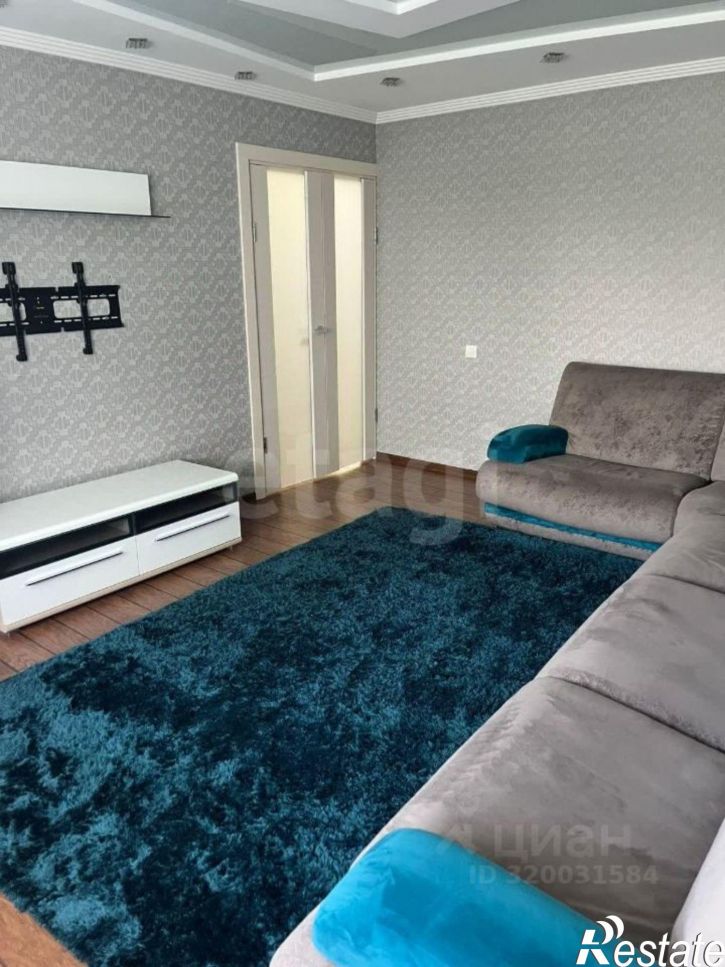 4-комн квартира улица Горького, 196,  д. 196