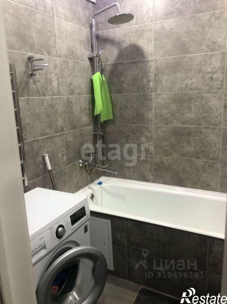 2-комн квартира Зейская улица, 220,  д. 220