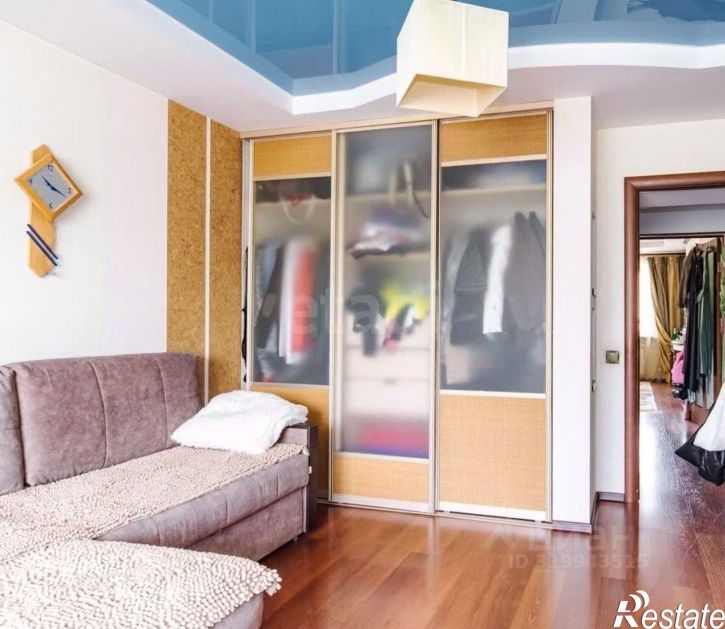 3-комн квартира улица Горького, 172/1,  д. 172/1