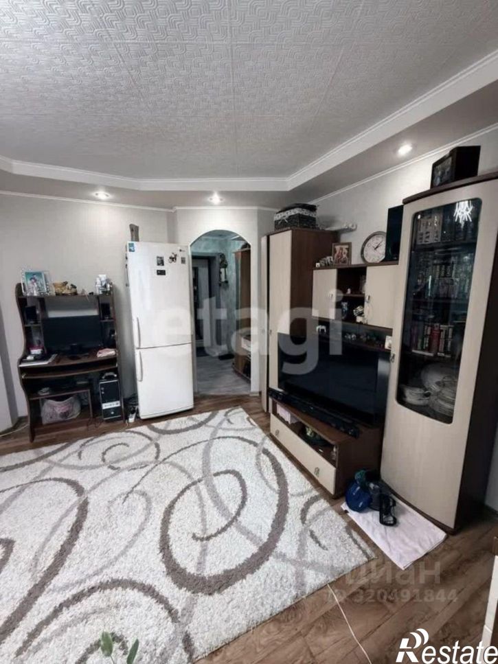 1-комн квартира улица 50 лет Октября, 210,  д. 210