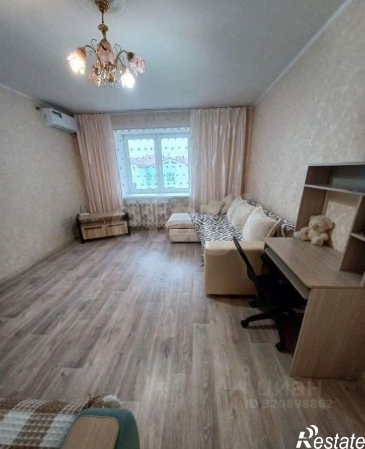 1-комн квартира улица Кантемирова, 17,  д. 17