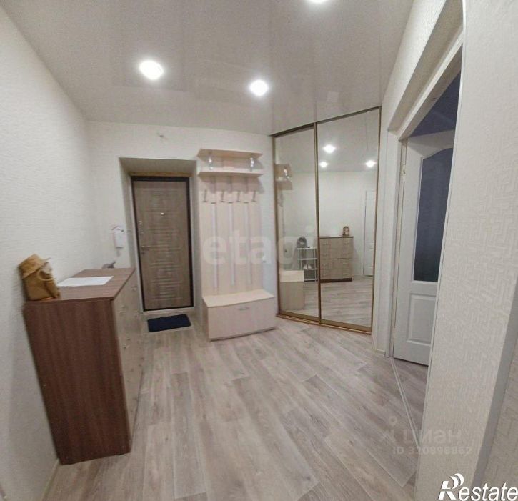 1-комн квартира улица Кантемирова, 17,  д. 17