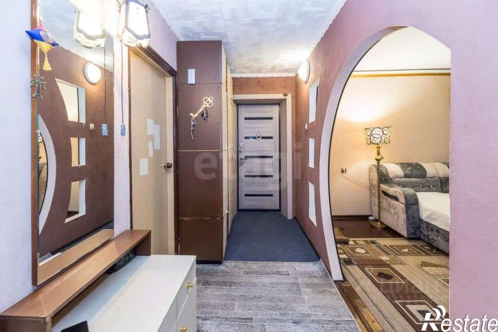 3-комн квартира улица Горького, 80,  д. 80