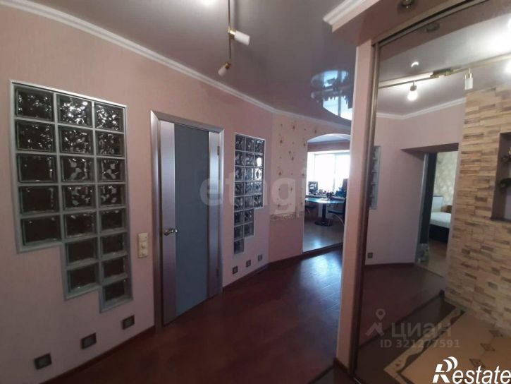 2-комн квартира улица Горького, 172/1,  д. 172/1