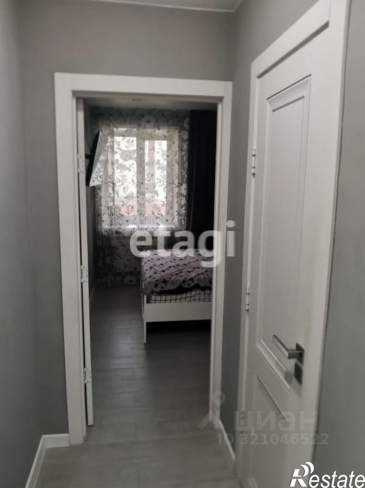 4-комн квартира улица Калинина, 142/6,  д. 142/6