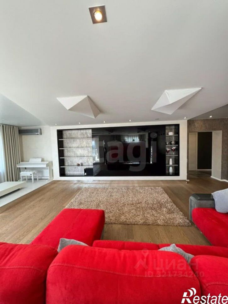 5-комн квартира Политехническая улица, 1,  д. 1