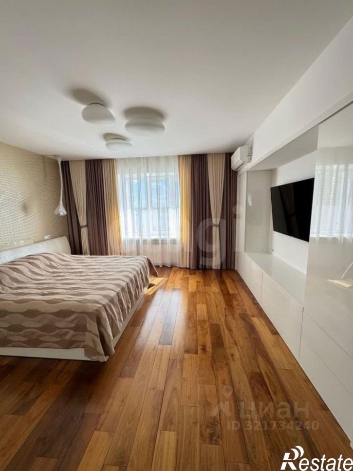 5-комн квартира Политехническая улица, 1,  д. 1